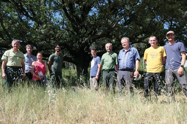 Reisegruppe am Exkursionsort (Gruppenbild)