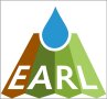Logo mit stilisiertem Wassertropfen. 