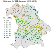 Humus-Datenbank-Standort-Karte in Bayern mit Höhenlage in unterschiedlichen Farbpunkten 