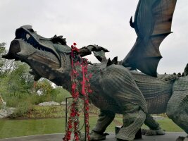Further Drachenskulptur